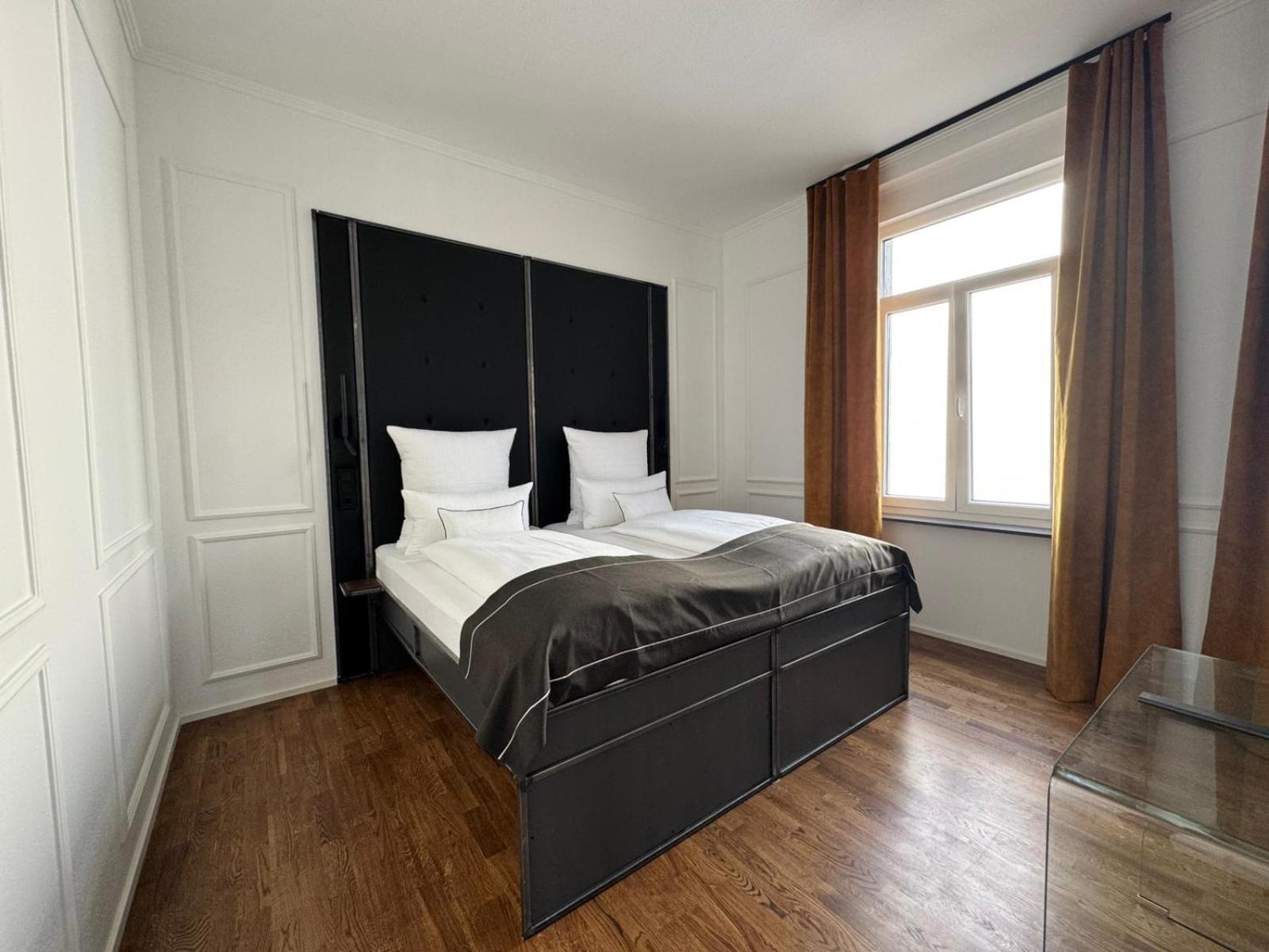 Historical Luxury Homes - Familiensuite Mit Terrasse Freiburg im Breisgau
