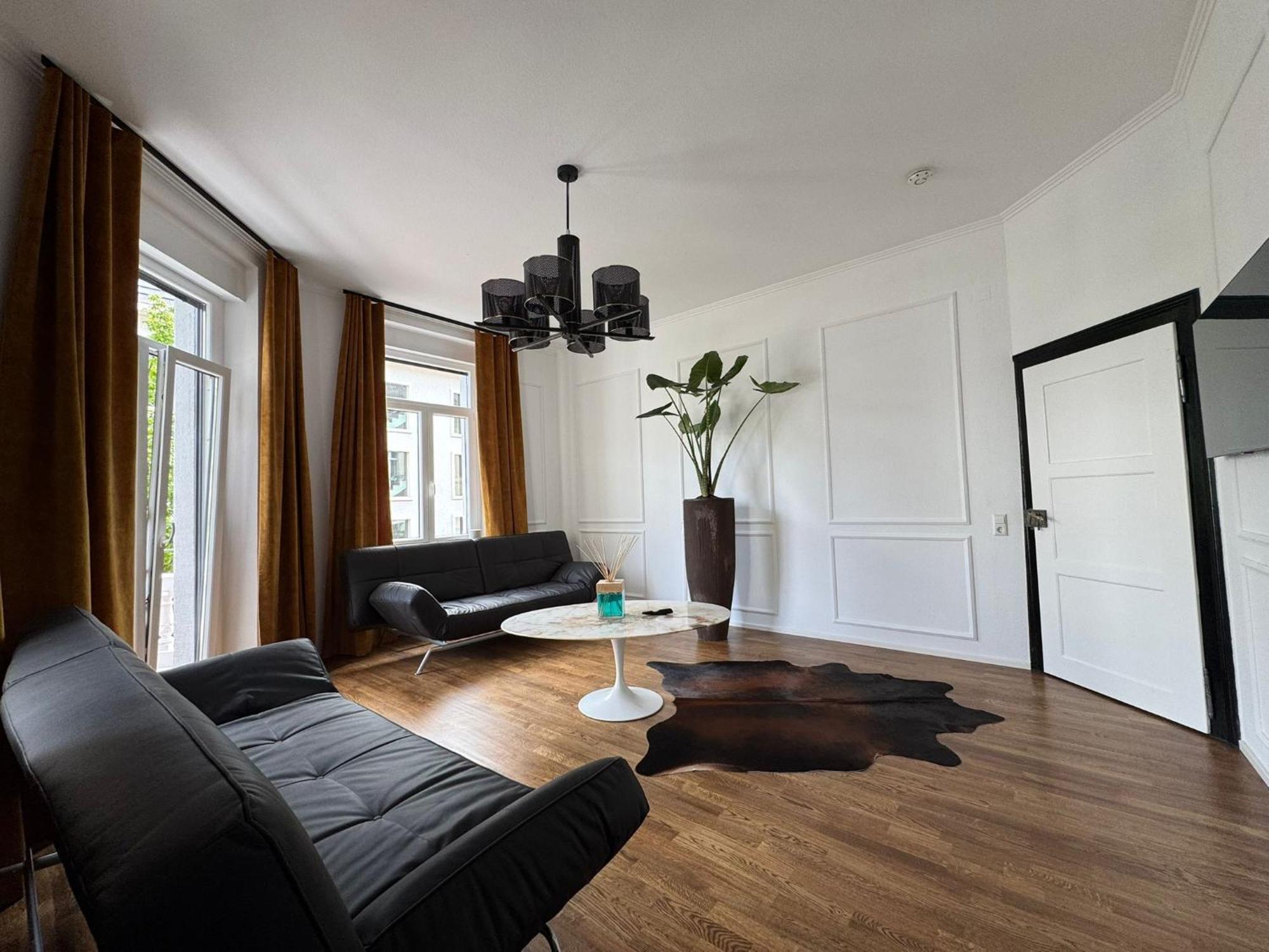 Historical Luxury Homes - Familiensuite Mit Terrasse Apartment Freiburg im Breisgau